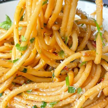 cesnakové špagety so sójovou omáčkou
